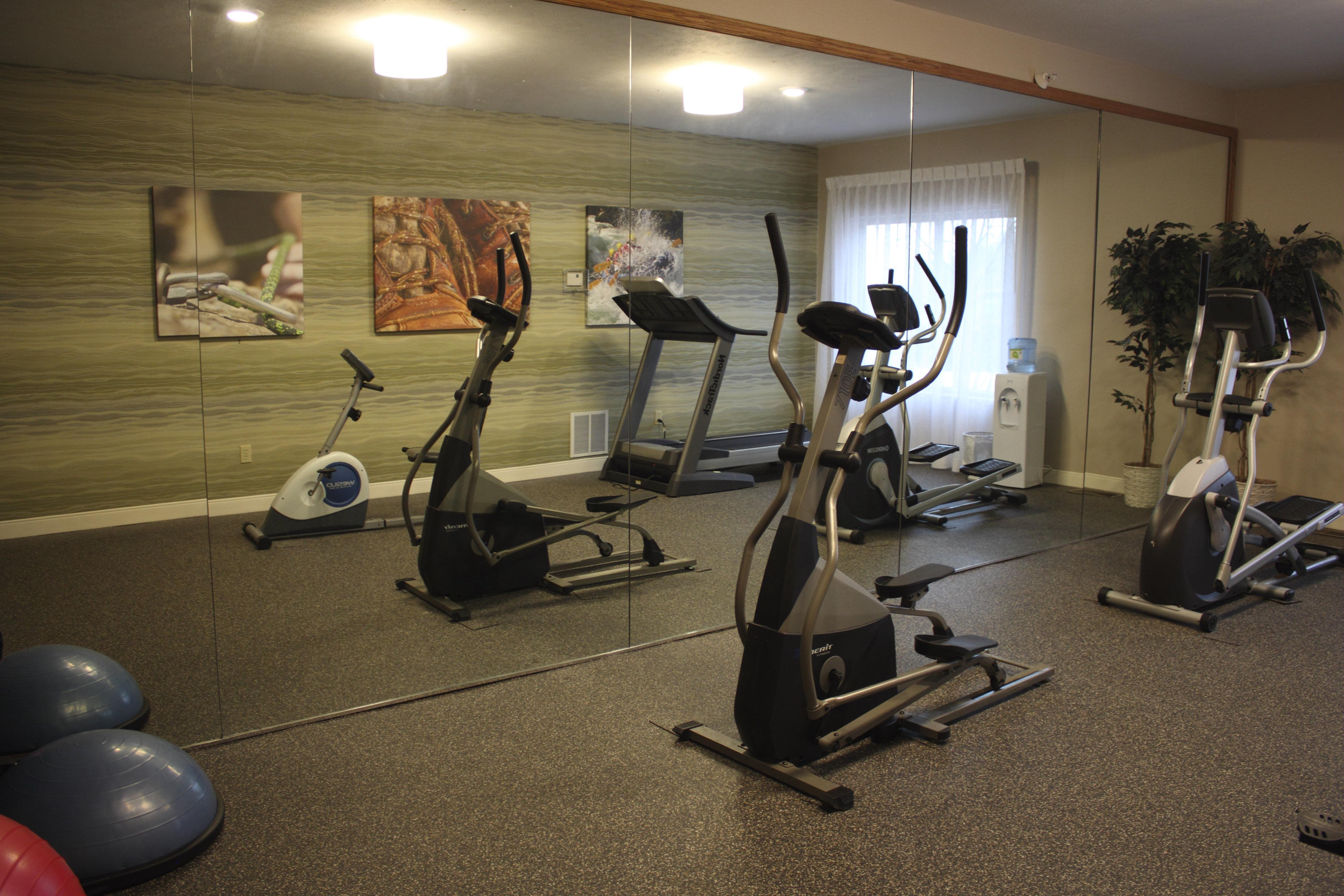Holiday Inn Express Munising-Lakeview, An Ihg Hotel Buitenkant foto