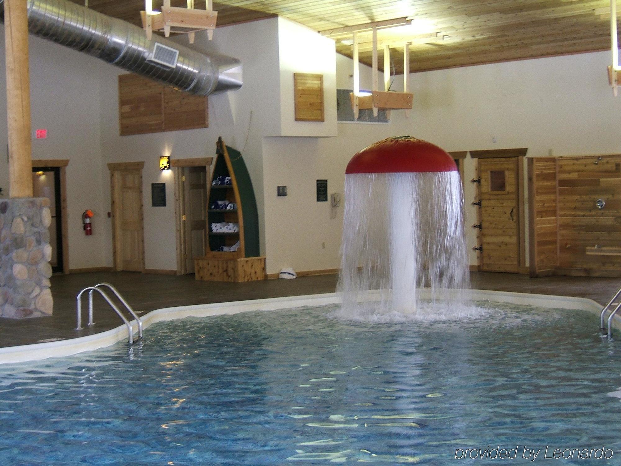 Holiday Inn Express Munising-Lakeview, An Ihg Hotel Buitenkant foto