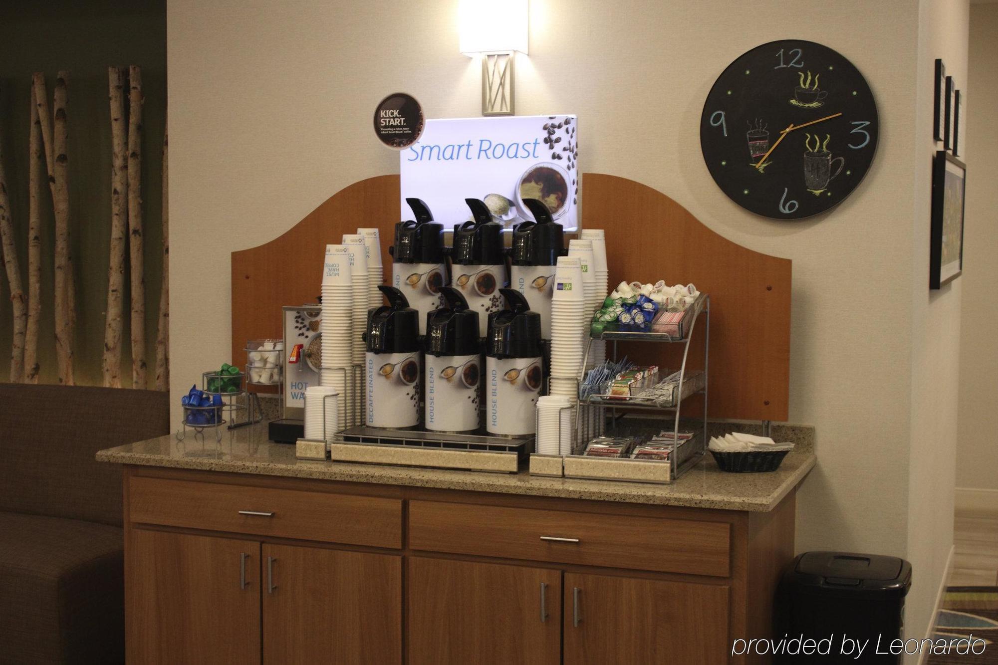 Holiday Inn Express Munising-Lakeview, An Ihg Hotel Buitenkant foto