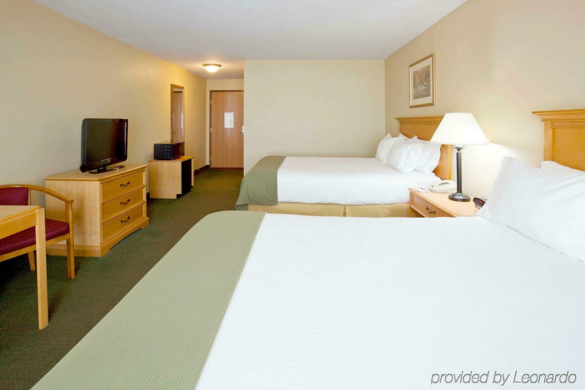 Holiday Inn Express Munising-Lakeview, An Ihg Hotel Kamer foto